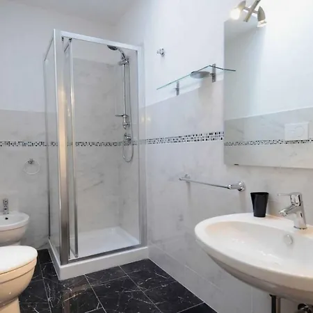 Lovewknds - Topfloor With Duomo View * Florence