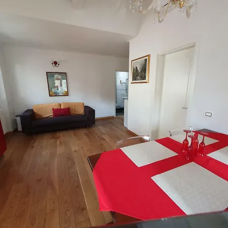 Lovewknds - Topfloor With Duomo View Флоренция