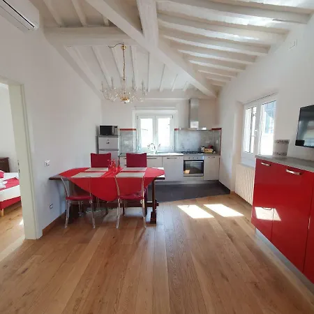 Апартаменты Lovewknds - Topfloor With Duomo View Флоренция