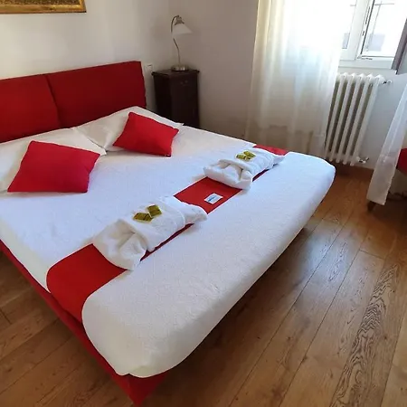Lovewknds - Topfloor With Duomo View * Florence
